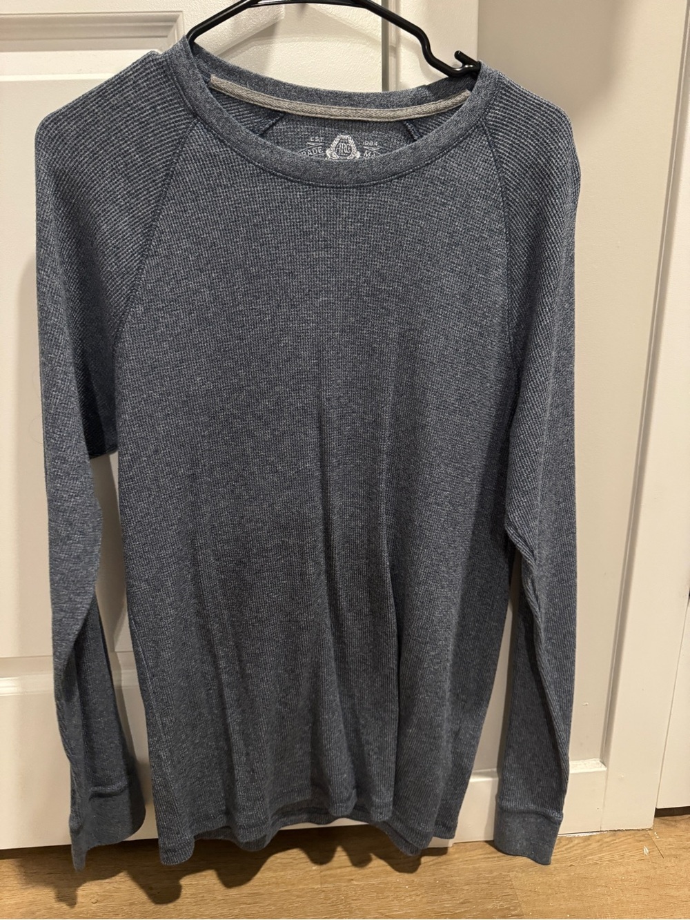 men’s American rag XL long sleeve